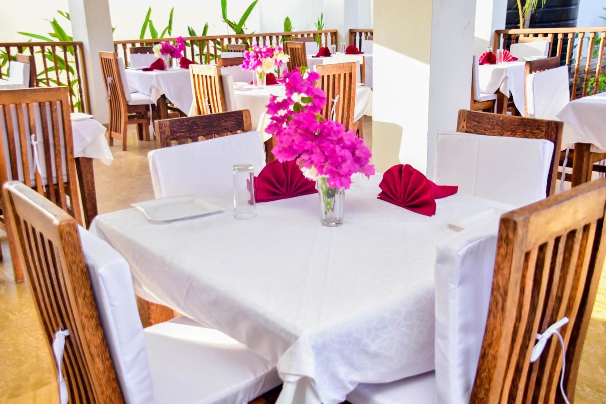 Zanoceanique Hotel 마템웨 외부 사진